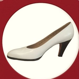 Salvatore Ferragamo Pumps